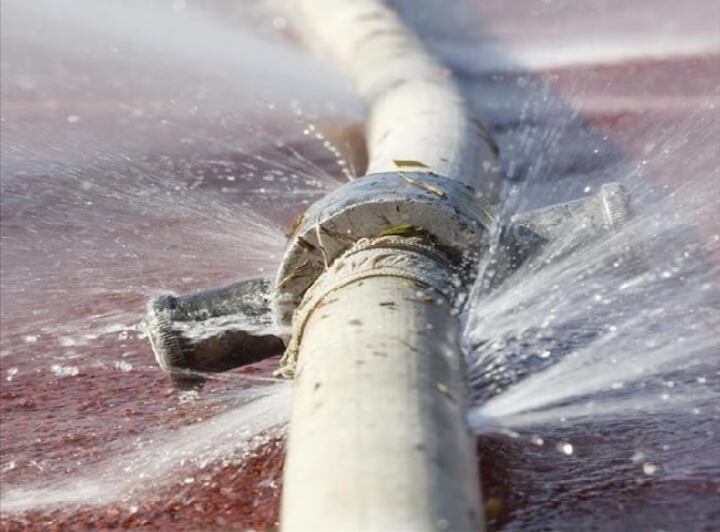 Nguyên nhân khiến đường ống nước âm tường bị rò rỉ