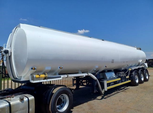 Cung cấp vận chuyển bùn vi sinh quận 8 chất lượng cao