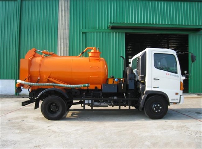 Dịch vụ hút chất thải công nghiệp quận 8 có quy trình thực hiện chuyên nghiệp