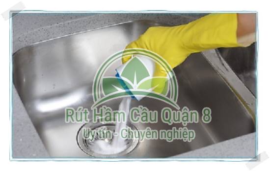 Sử dụng hỗn hợp muối và giấm ăn backing soda mang lại kết quả